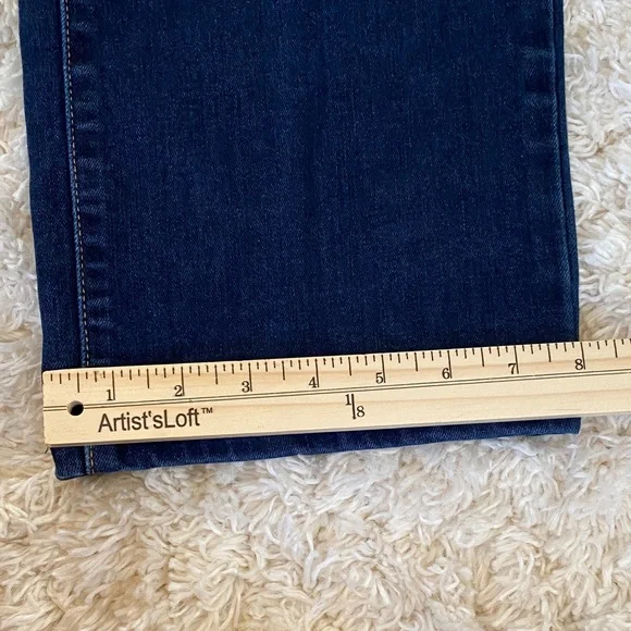 Levi's Indigo 505 Straight Leg Women's Jeans - Picture 9 of 10